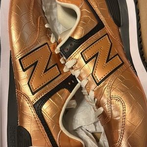 New in box New Balance!